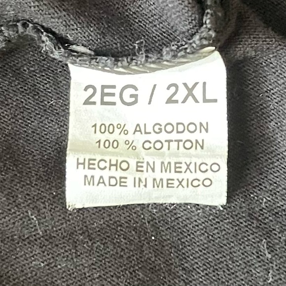 Frida Kahlo Women’s Black T-shirt Size XL Vibrant Multicolor Short Sleeve Top - Picture 8 of 9